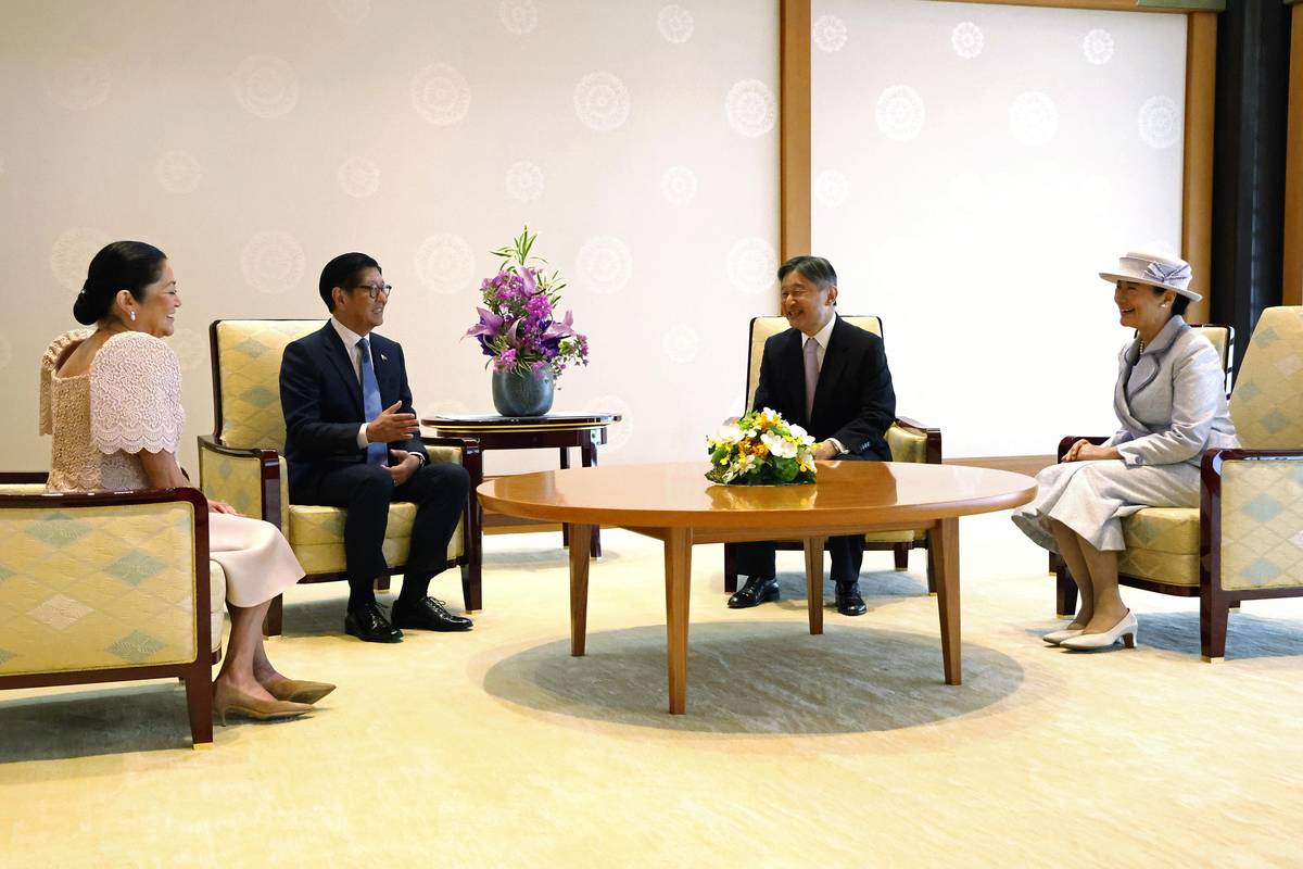 Japan‘s Emperor Welcomes Philippine President Marcos at Imperial Palace